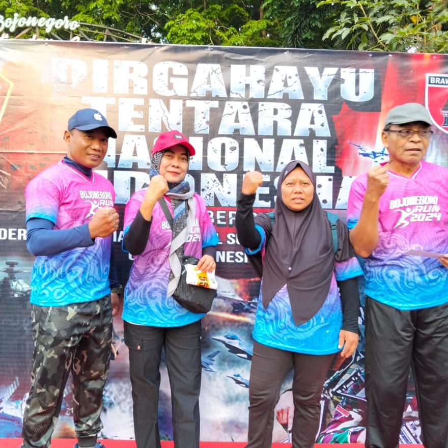 MENJALIN SINERGITAS PEMDES TULUNGAGUNG MENGIKUTI FUN RUN DALAM RANGKA HUT TNI KE 79 TAHUN